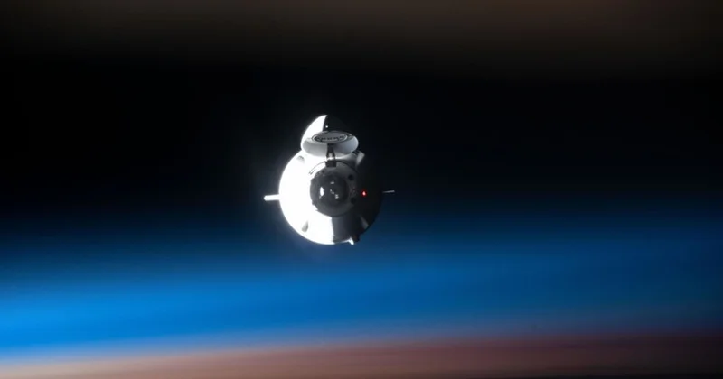 Amerikanın “SpaceX” şirkətinin “Cargo Dragon” yük gəmisi Kaliforniya sahilləri yaxınlığında uğurla eniş edib.