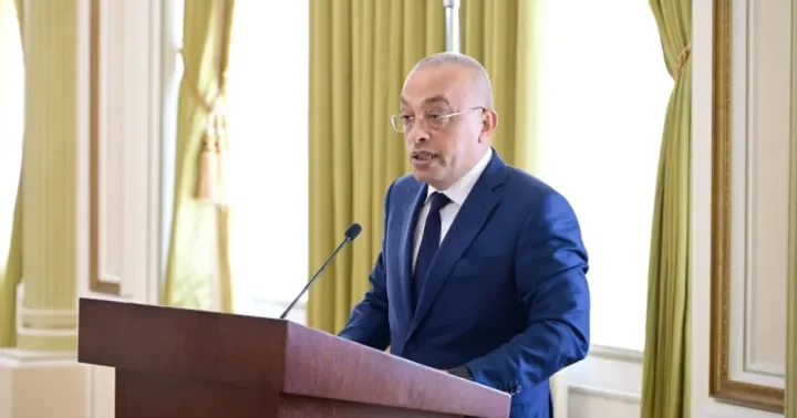 Ənənəvi suvarma üsullarından imtina edilməsi, damcı və pivot texnologiyalarının tətbiqinin genişləndirilməsi müasir dövrün çağırışlarından biridir