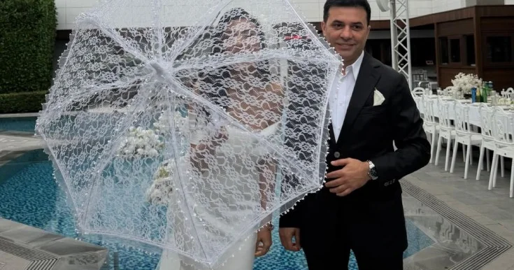 Rəvan üçüncü dəfə evlənib? Foto