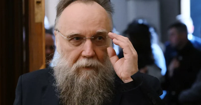 Александр Дугин предложил ограничить доступ россиян к интернету
