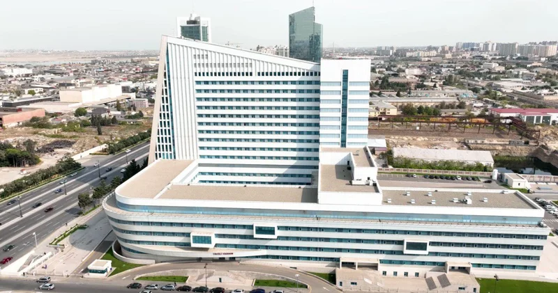 WUF13 zamanı 6 nəfər Yeni Klinikaya yerləşdirilib
