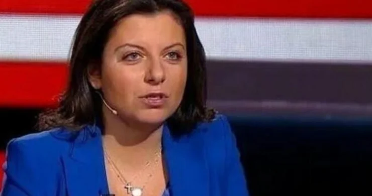 “Şükür ki, Ermənistan vətəndaşı deyiləm...” Simonyan erməniləri təhqir etdi