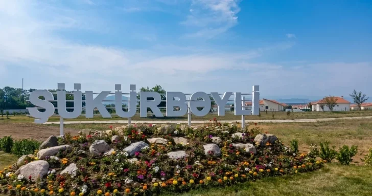 Очередная группа переселенцев отправилась в село Шукюрбейли Джебраильского района
