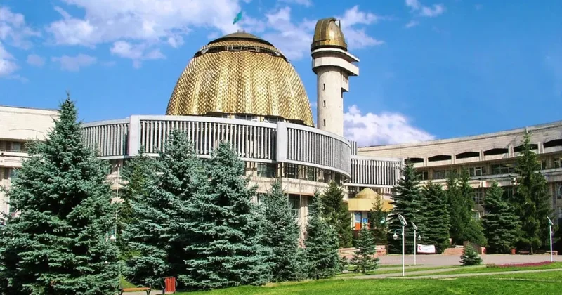 В столице Казахстана появятся новые дворцы школьников
