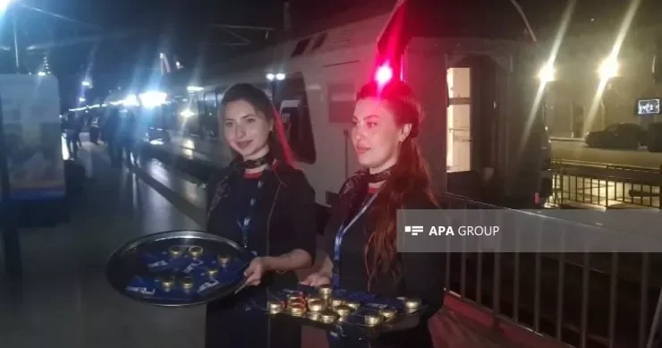 Bakı Tbilisi qatarı 6 illik fasilədən sonra yola düşdü
