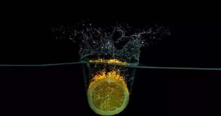 Hər gün limon yeməyiniz üçün 6 SƏBƏB