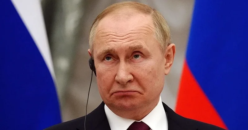 “Putinə inam sarsılır: Rusiya elitasında fəlakət qorxusu artır“ “The Guardian“