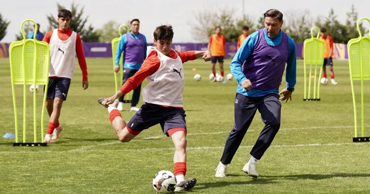 Barselona nın futbolçusu Azərbaycan millisinə cəlb edildi