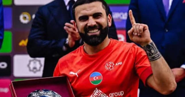 “Dünya çempionu olmaqla rəqiblərimizi qıcıqlandırmışıq”.