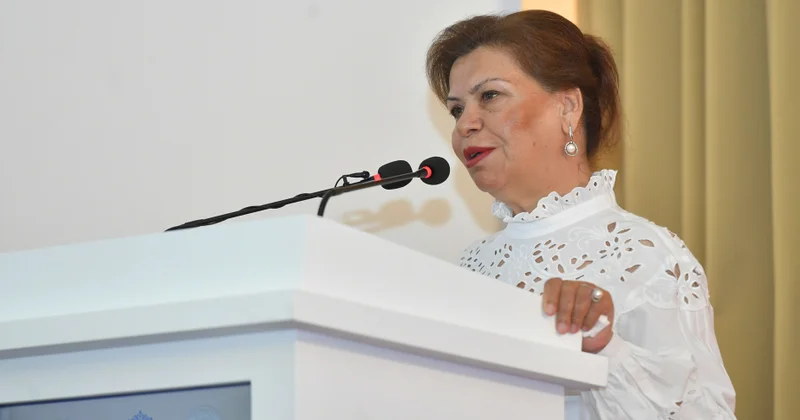 Professor Mahirə Hüseynova şifahi dildə işlək olan sözlərin ədəbi dilə gətirilməsindən danışıb