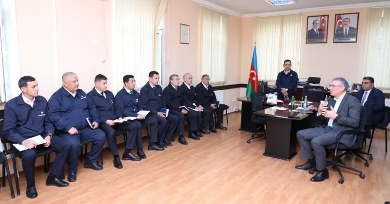 “Azəriqaz” İB nin baş direktoru Şəmkir RQİİ nin fəaliyyət hesabatını dinləyib