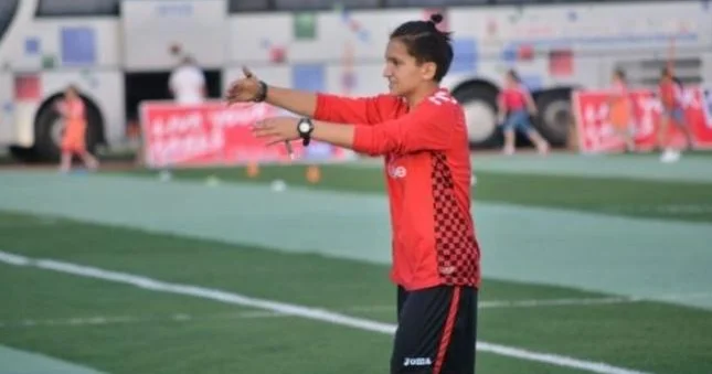 Azərbaycan millisində baş məşqçi ayrılığı