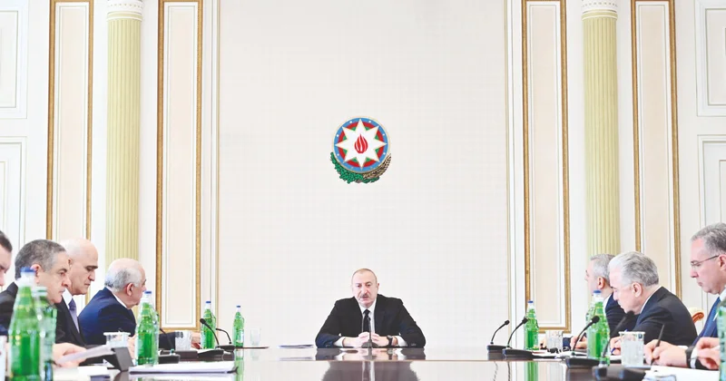 Azərbaycanın orta güc statusu: regional liderlik ampluası