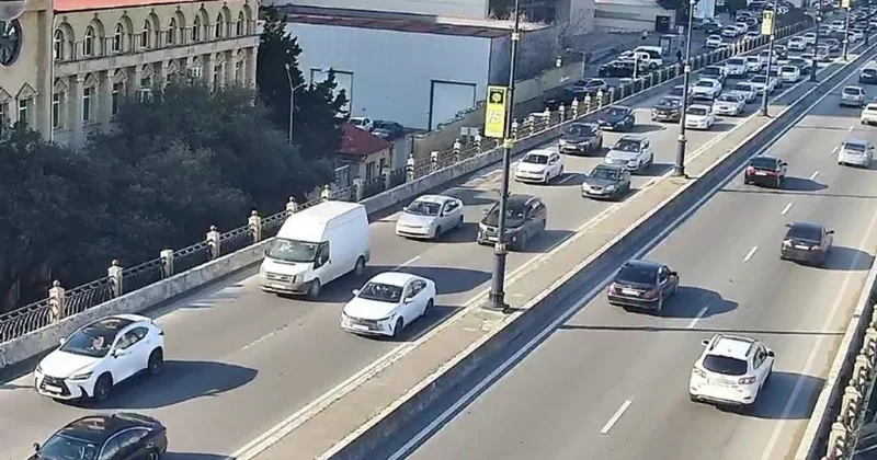 Bakı həftəyə tıxacla başladı SİYAHI