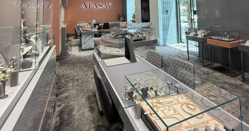 “ATASAY” Bakıda ilk mağazasını açdı Video+Fotolar