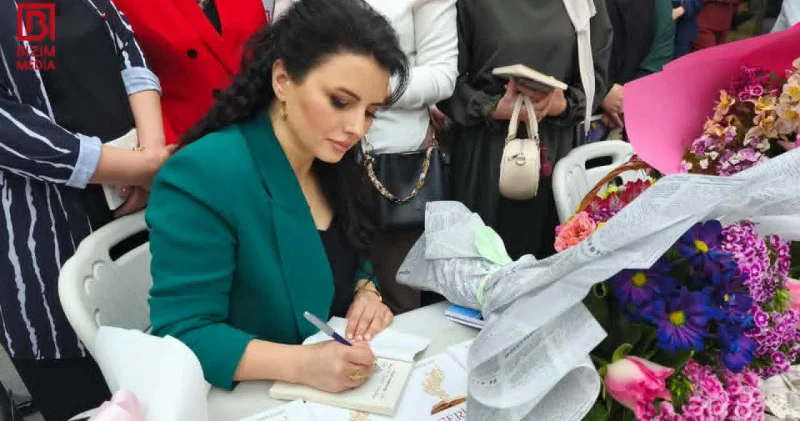 Aysel Nəsirzadənin imza günü keçirildi