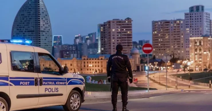 Bu fakt bir daha onu göstərdi ki, polis hər kəsin keşiyindədir
