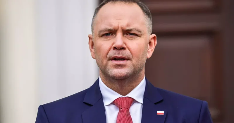 В Польше расследуют ложное сообщение о пожаре в квартире президента Навроцкого
