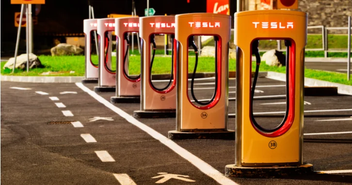 Tesla nın Avropada satışları azalmaqda davam edir