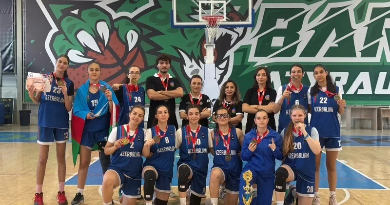 Basketbol millimiz Qazaxıstanda çempion olub FOTO