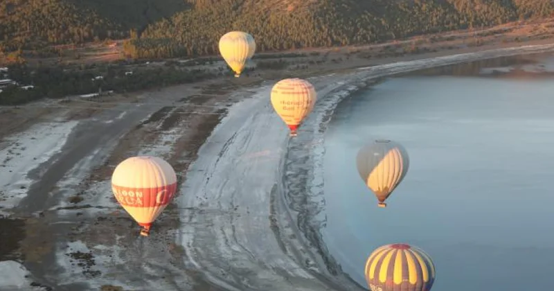 Türkiyədə il ərzində 1 milyon turist hava şarı ilə səyahət edib