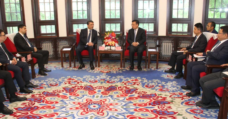 Fu Hua: Sinxua ilə AZƏRTAC bir çox istiqamətdə uğurla əməkdaşlıq edir VİDEO