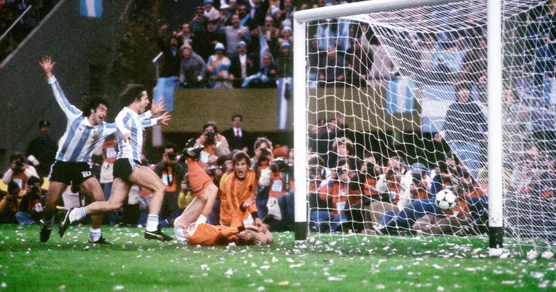 Tarixdə bu gün: Argentina ilk dünya çempionluğunu qazanıb