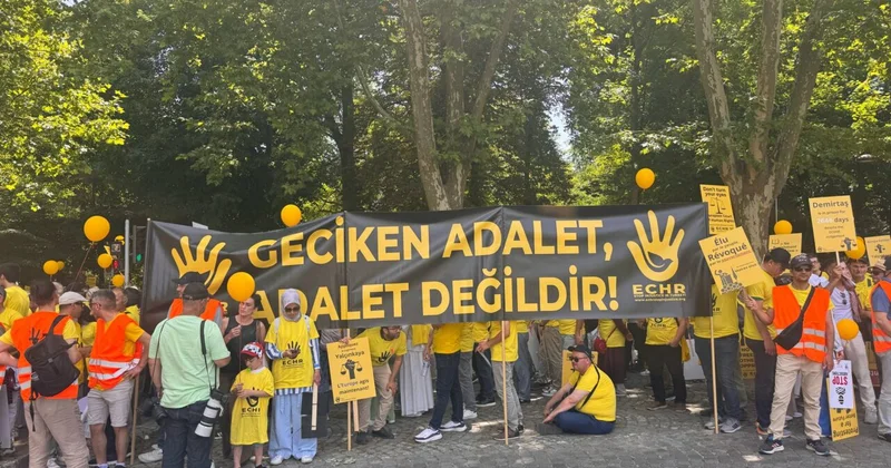 Türklər AŞ PA qarşısında aksiya edib