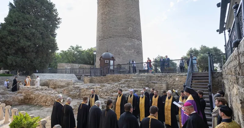 В центре Баку проведен православный молебен В честь небесного заступника столицы / ФОТО