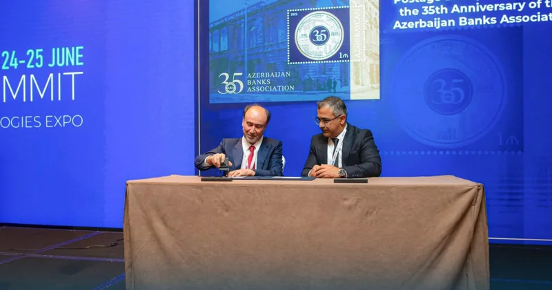 “Fintex Summit 2025” çərçivəsində ABA nın 35 illik yubileyinə həsr olunmuş poçt markası dövriyyəyə buraxılıb