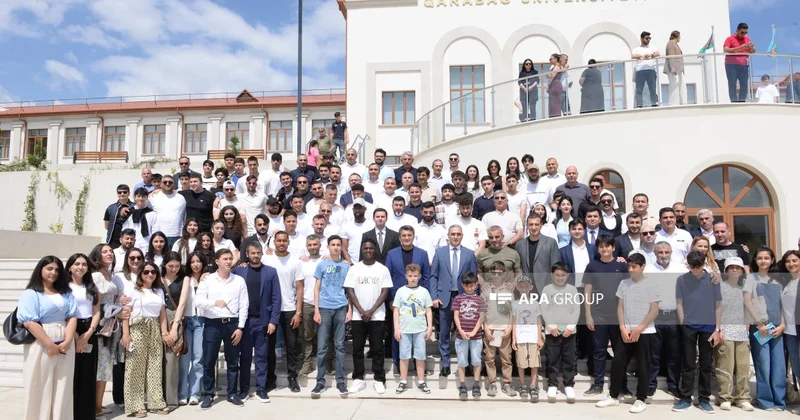 Köhlən atlar Qarabağ Universitetinə səfər ediblər