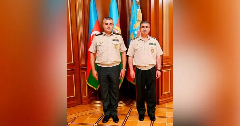 Закир Гасанов провел встречу с военнослужащими, получившими высшие воинские звания