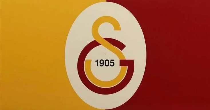 Ulduz futbolçu Qalatasaray dan gedir