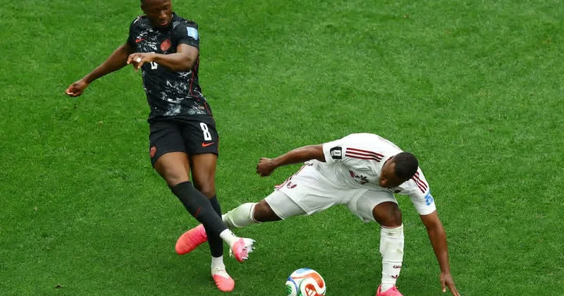 Qətərin futbolçusuna FIFA dan 5 oyunluq diskvalifikasiya