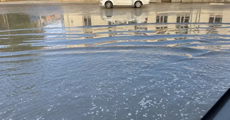 Maştağada yollar yenə su altında: Ərazidə tikinti işləri aparılır? Rəsmi CAVAB
