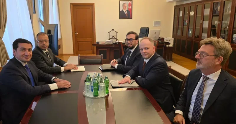 Гаджиев встретился со спецпредставителем генсека НАТО