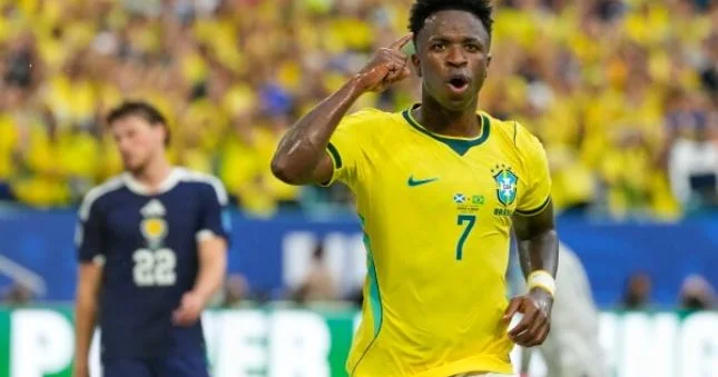 Vinisiusun dublu, Braziliyanın qələbəsi Video