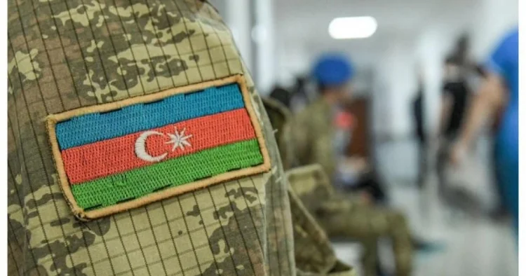 Prezident şəhid hərbçiləri təltif edib