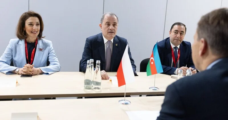 Ceyhun Bayramov polşalı həmkarı ilə GÖRÜŞDÜ FOTO