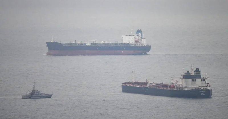 Britaniya Smyrtos tankerindən satacağı neftin vəsaitini Ukraynaya verməyi planlaşdırır