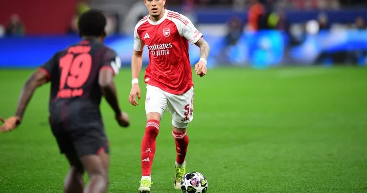 Arsenal ekvadorlu müdafiəçi üçün 52 milyon avro ödədi