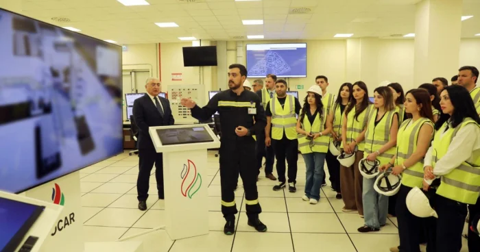 Media nümayəndələri SOCAR ın emal kimya sənayesi üzrə fəaliyyəti barədə məlumatlandırılıblar