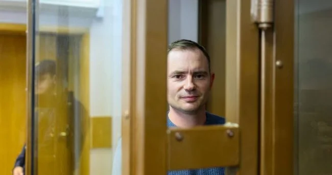 Rusiyada Buça və müharibə haqqında paylaşımlara görə müxalifətçi Maksim Kruqlov yeddi il həbs cəzasına məhkum edilib
