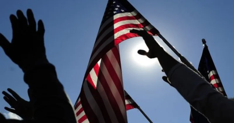 Amerikalıların yarıdan çoxu İranla müqavilənin effektivliyinə əmin deyil
