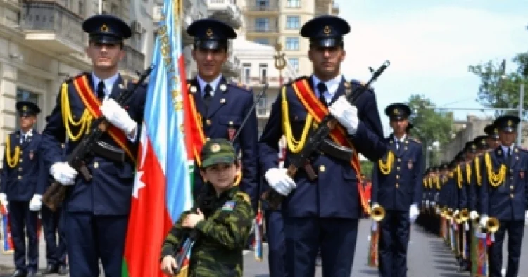 Sabah hərbi yürüşlər olacaq