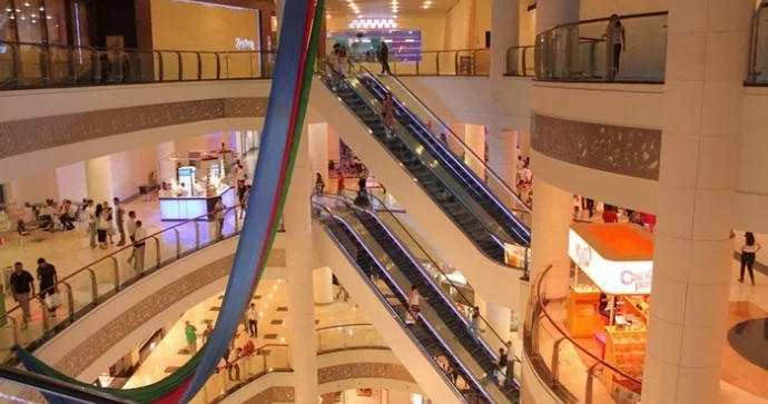 “Dəniz Mall”da həyəcan siqnalı çalındı