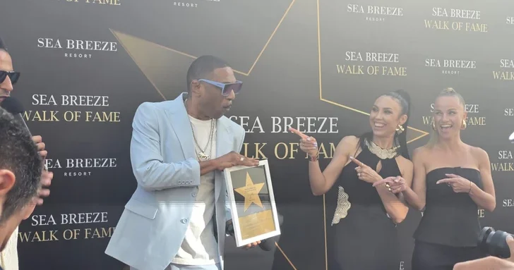 Аллея звёзд Sea Breeze пополнилась именем Кевина МакКоя
