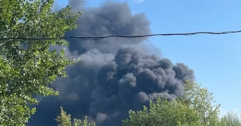 В Нижнекамске горит промышленная зона Видео