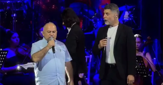 Pərəstişkarı ilə dueti gündəm oldu Video