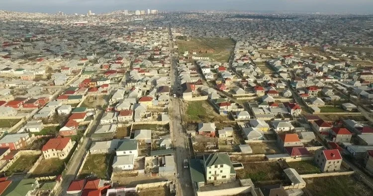 Yarım milyon sənədsiz evin taleyi necə olacaq? VİDEO